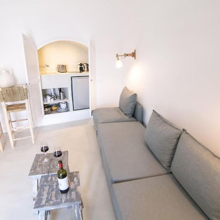 Opsis Cave House Apartment Oia  Exterior photo